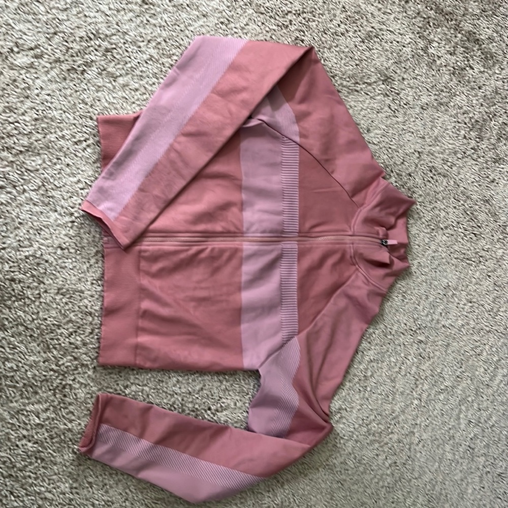 Fabletics cropped zip jacket
